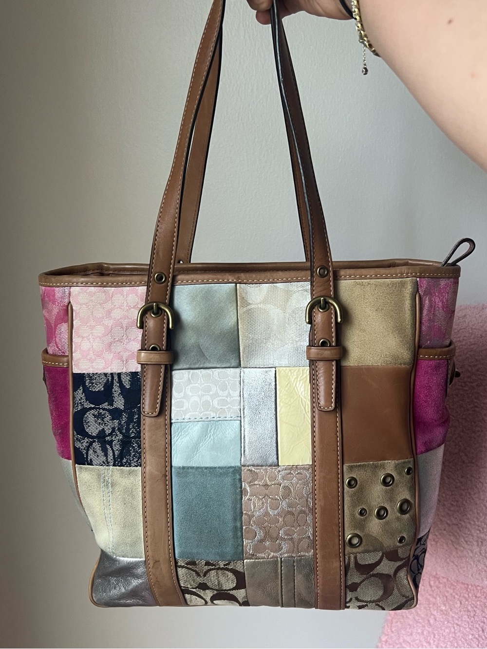 Vintage Coach Holiday Patchwork Gallery Tote / Shoulder Bag - Picture 2 of 7